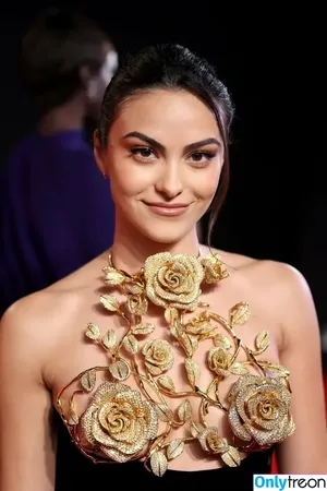 Camila Mendes / camimendes nude photo #0391