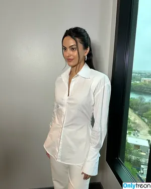 Camila Mendes / camimendes nude photo #0402