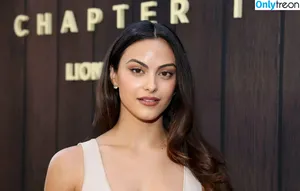 Camila Mendes / camimendes nude photo #0493