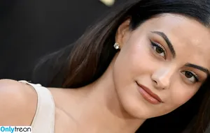 Camila Mendes / camimendes nude photo #0499