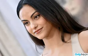 Camila Mendes / camimendes nude photo #0500
