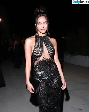 Camila Mendes / camimendes nude photo #0600