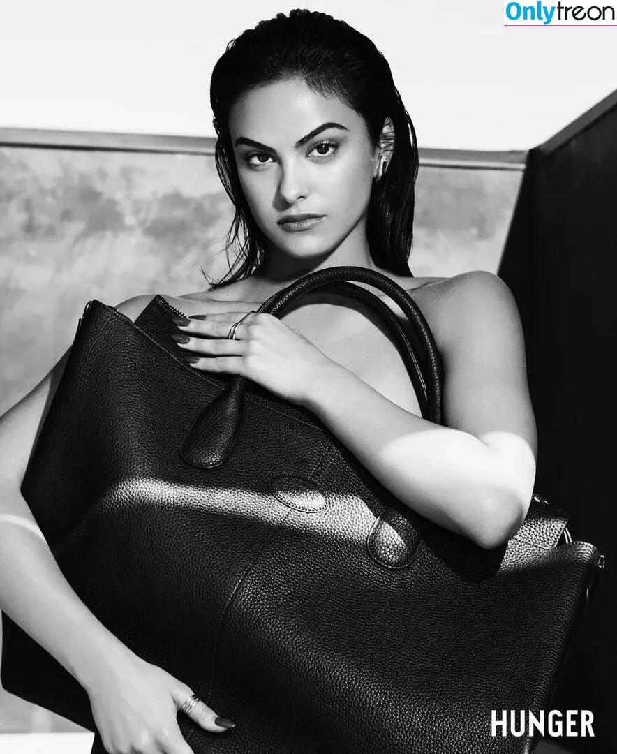 Camila Mendes голая photo #0195 (camimendes)