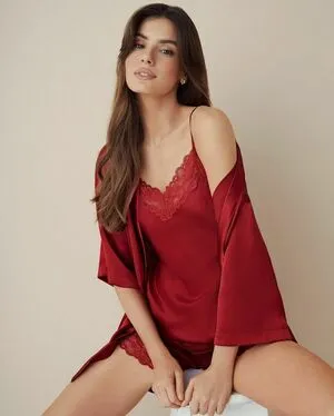 Camila Queiroz / camilaqueiroz фото голая #0071