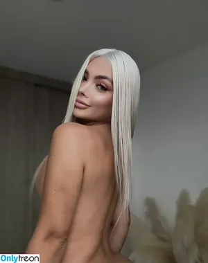 Camila Restrepo / camila.restrepop / camilarestrepo nude photo #0002