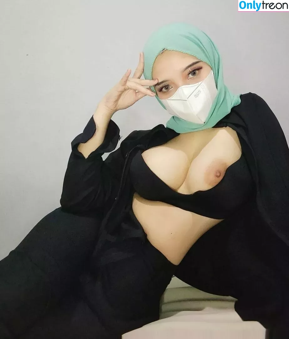 CamillaReese голая photo #0021 (HijabCamilla)