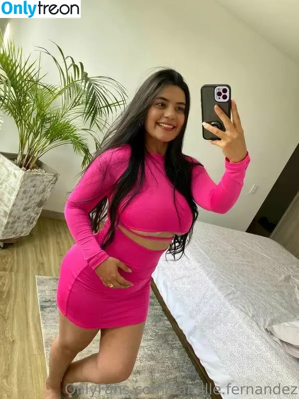 camille.fernandez nude photo #0123 (camillefrz)