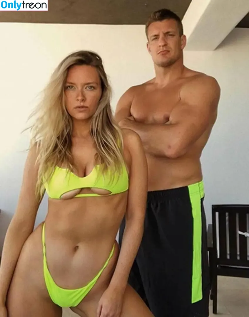Camille Kostek nude photo #0490 (camillekostek)