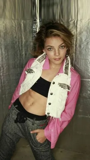 Camren Bicondova / camrenwhy nude photo #0017