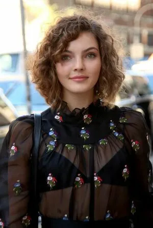 Camren Bicondova / camrenwhy фото голая #0036