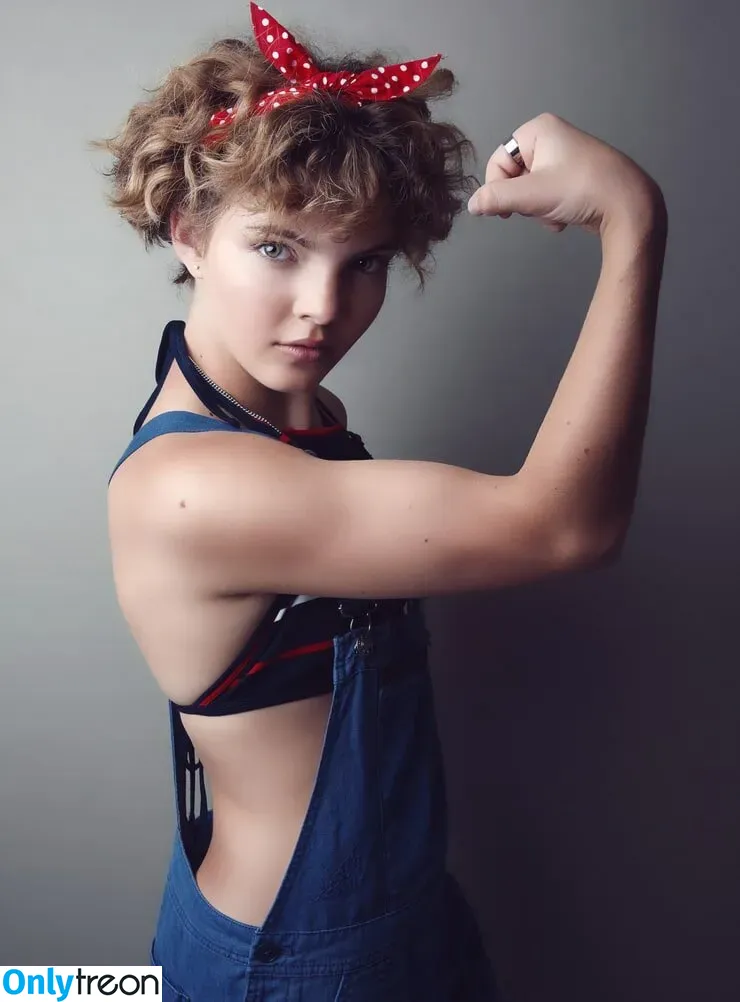 Camren Bicondova nude photo #0050 (camrenwhy)