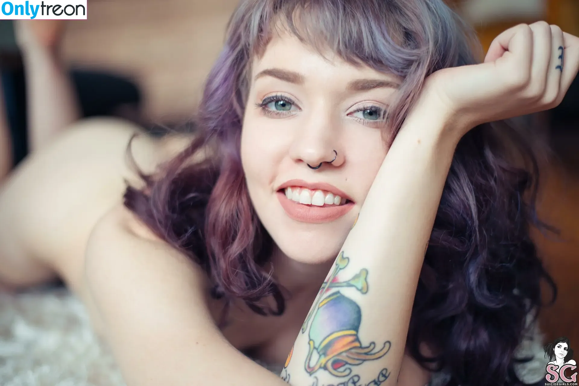 Canary SG nude photo #0027 (Canary SG)