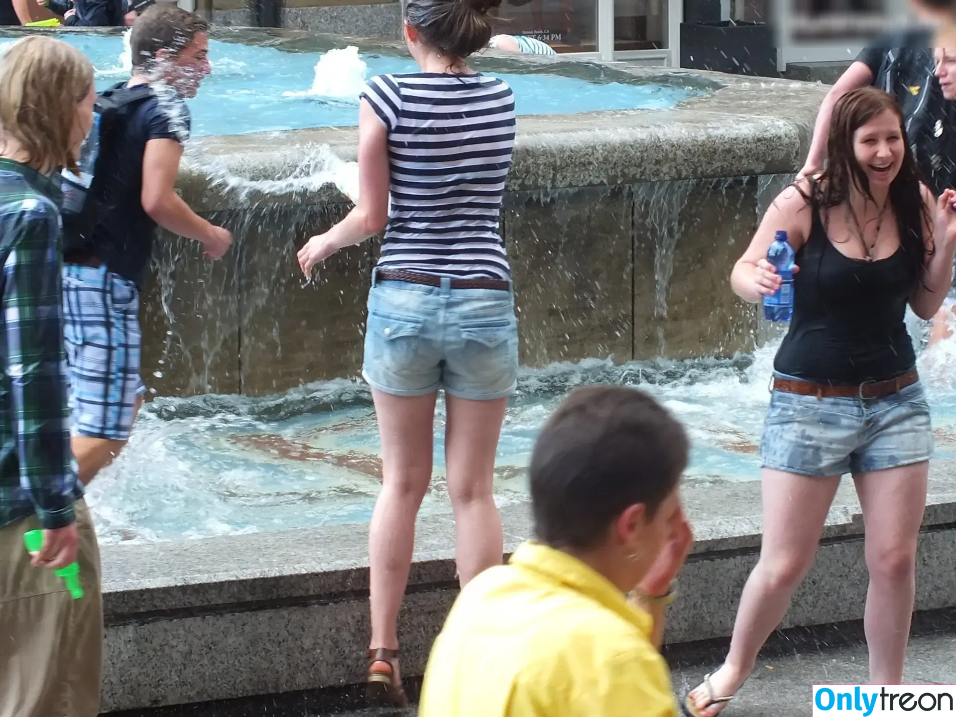Candids nude photo #0053 (Candids)