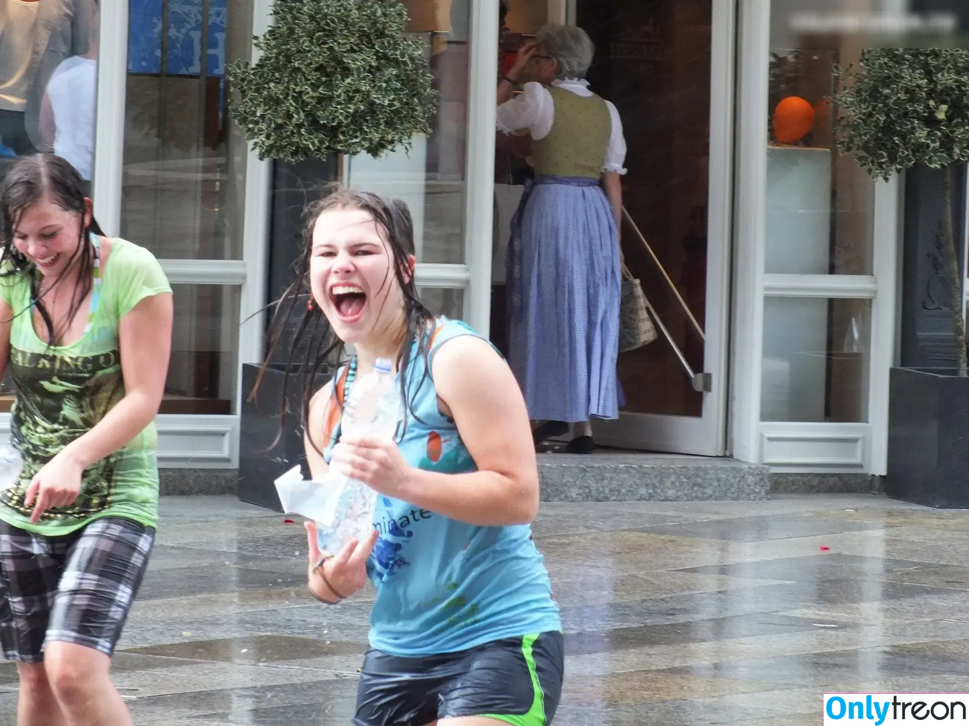 Candids nude photo #0075 (Candids)