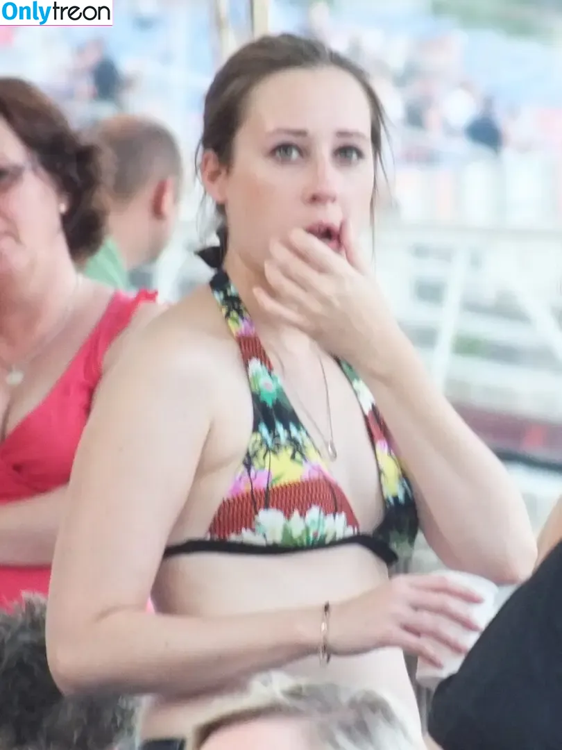 Candids голая photo #0078 (Candids)