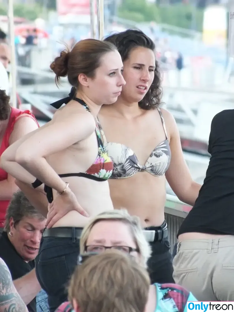 Candids nude photo #0082 (Candids)
