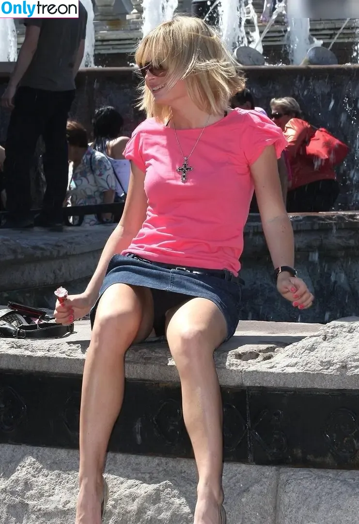 Candids nude photo #0119 (Candids)