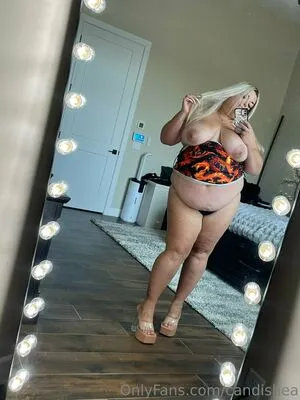 candishea / bbwcandishea nude photo #0035