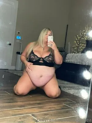 candishea / bbwcandishea nude photo #0222