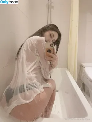  nude photo #0001