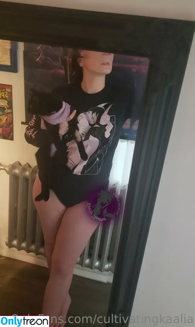 captivatingkaalia nude photo #0025 (_caarissaa_)