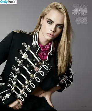 Cara Delevingne / caradelevingne / jeff__sacks nude photo #1645