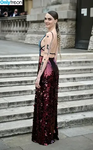 Cara Delevingne / caradelevingne / jeff__sacks nude photo #1667