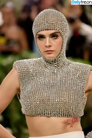 Cara Delevingne / caradelevingne / jeff__sacks nude photo #1678