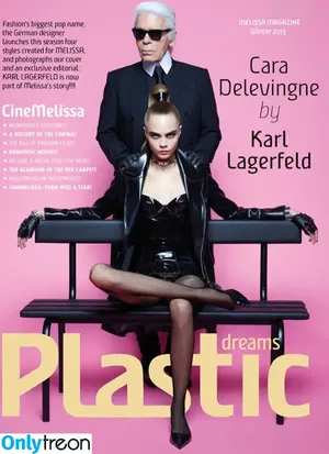 Cara Delevingne / CaraDelevingne nude photo #1732