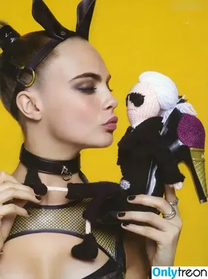 Cara Delevingne / CaraDelevingne nude photo #1735
