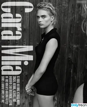 Cara Delevingne / caradelevingne фото голая #1956