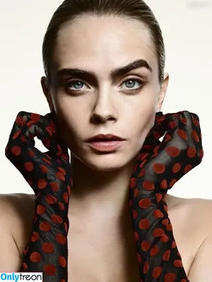 Cara Delevingne / caradelevingne фото голая #1967