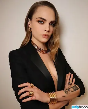 Cara Delevingne / caradelevingne фото голая #2032