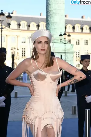 Cara Delevingne / caradelevingne фото голая #2079