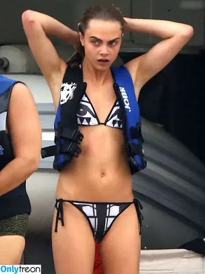 Cara Delevingne / caradelevingne фото голая #2165