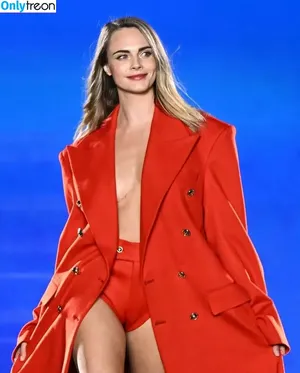 Cara Delevingne / caradelevingne фото голая #2339