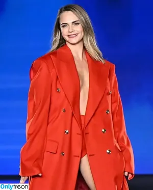 Cara Delevingne / caradelevingne фото голая #2346