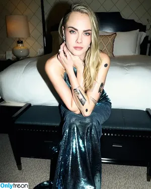 Cara Delevingne / caradelevingne фото голая #2579