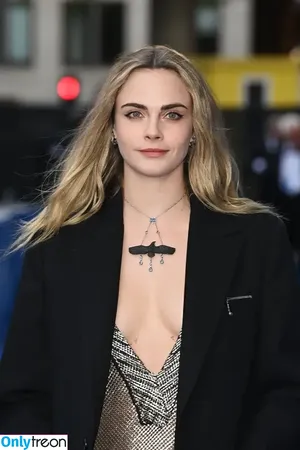 Cara Delevingne / caradelevingne фото голая #2740