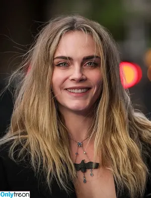 Cara Delevingne / caradelevingne фото голая #2752