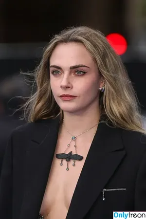 Cara Delevingne / caradelevingne фото голая #2756