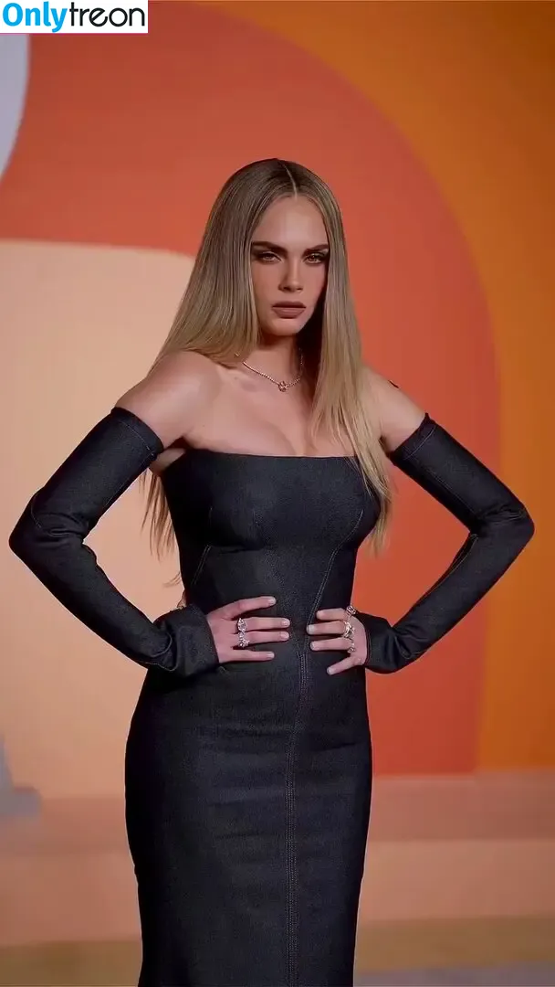 Cara Delevingne голая photo #2761 (caradelevingne)