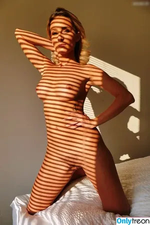 Cara Mell / cara_mell_model / dddomini / im_your_supergirl фото голая #1254