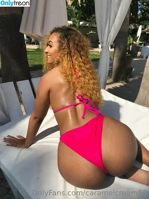 caramelcream69 / Itsjustcq / chrissyq_official nude photo #0002