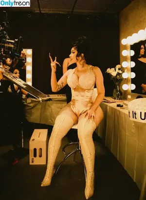 Cardi B / iamcardib nude photo #0923