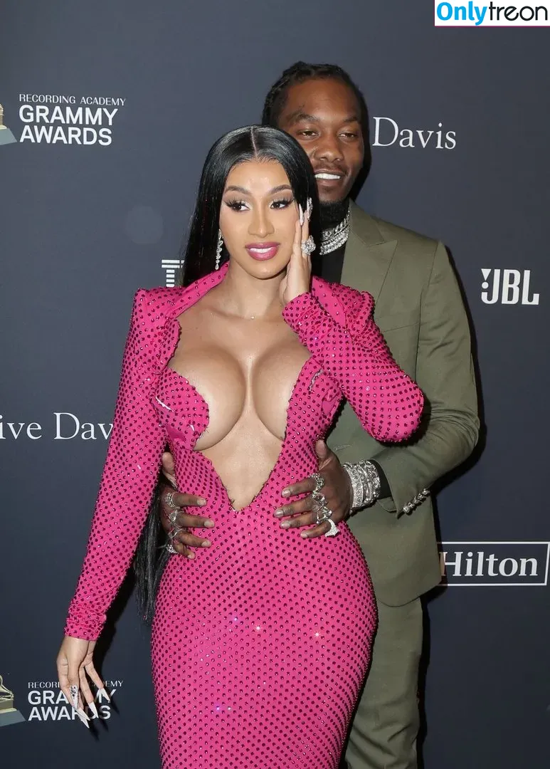 Cardi B голая photo #0039 (iamcardib)