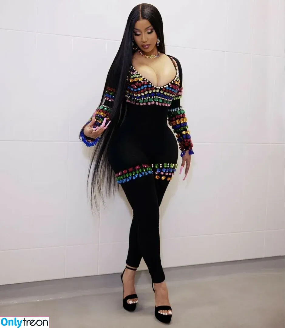 Cardi B голая photo #0056 (iamcardib)