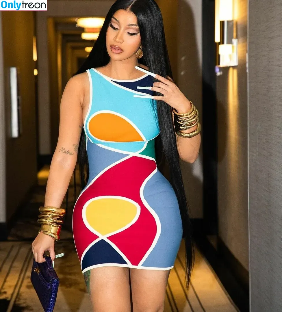 Cardi B голая photo #0069 (iamcardib)