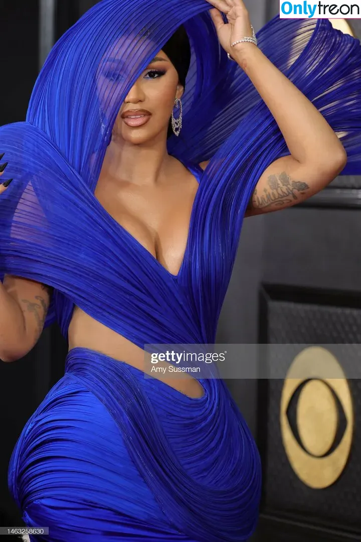 Cardi B голая photo #0101 (iamcardib)