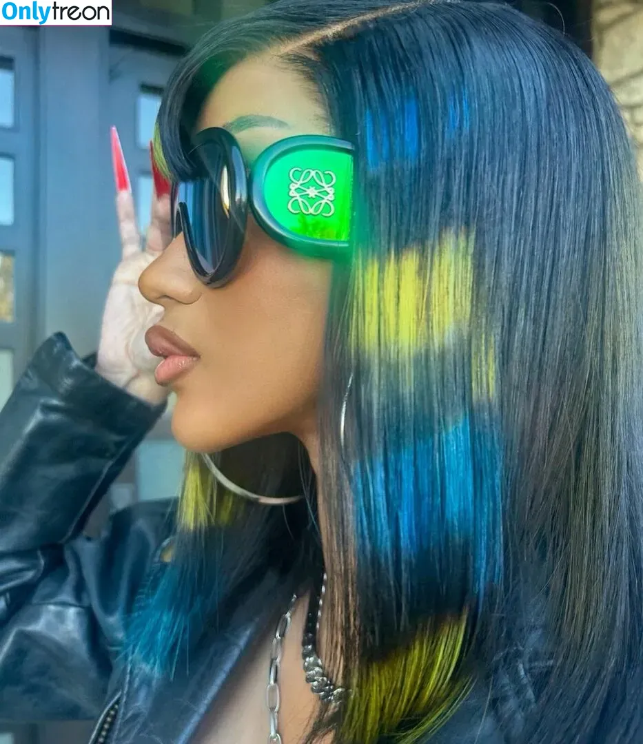 Cardi B голая photo #0140 (iamcardib)